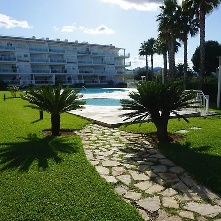 Les Portelles Iii Apartment *