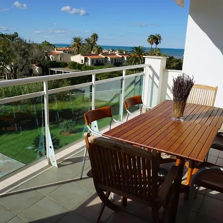 Les Portelles Iii Apartment